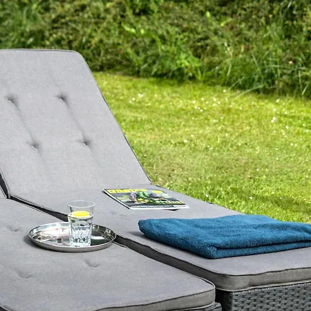 度假居 In With Sauna *