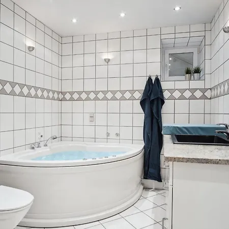 度假居 In With Sauna Fårvang