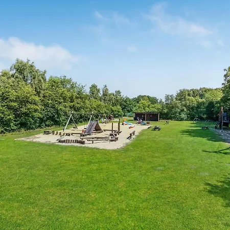 度假居 In With Sauna